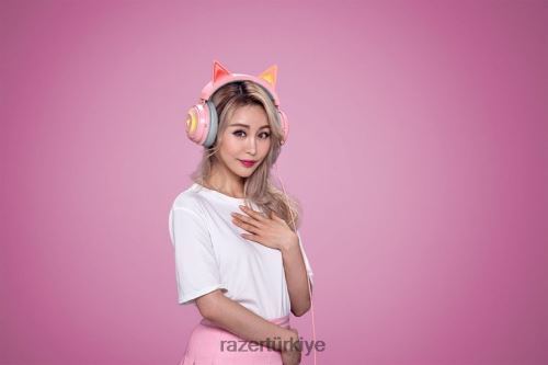 içerik yaratımı Razer Kraken kedisi kuvars 44RV4104