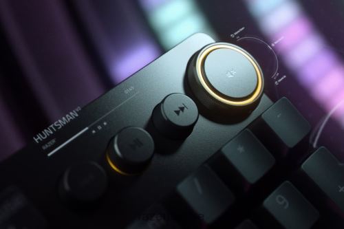 tuş takımı Razer Huntsman v2 - tıklamalı optik anahtar - bize tek renk 44RV469